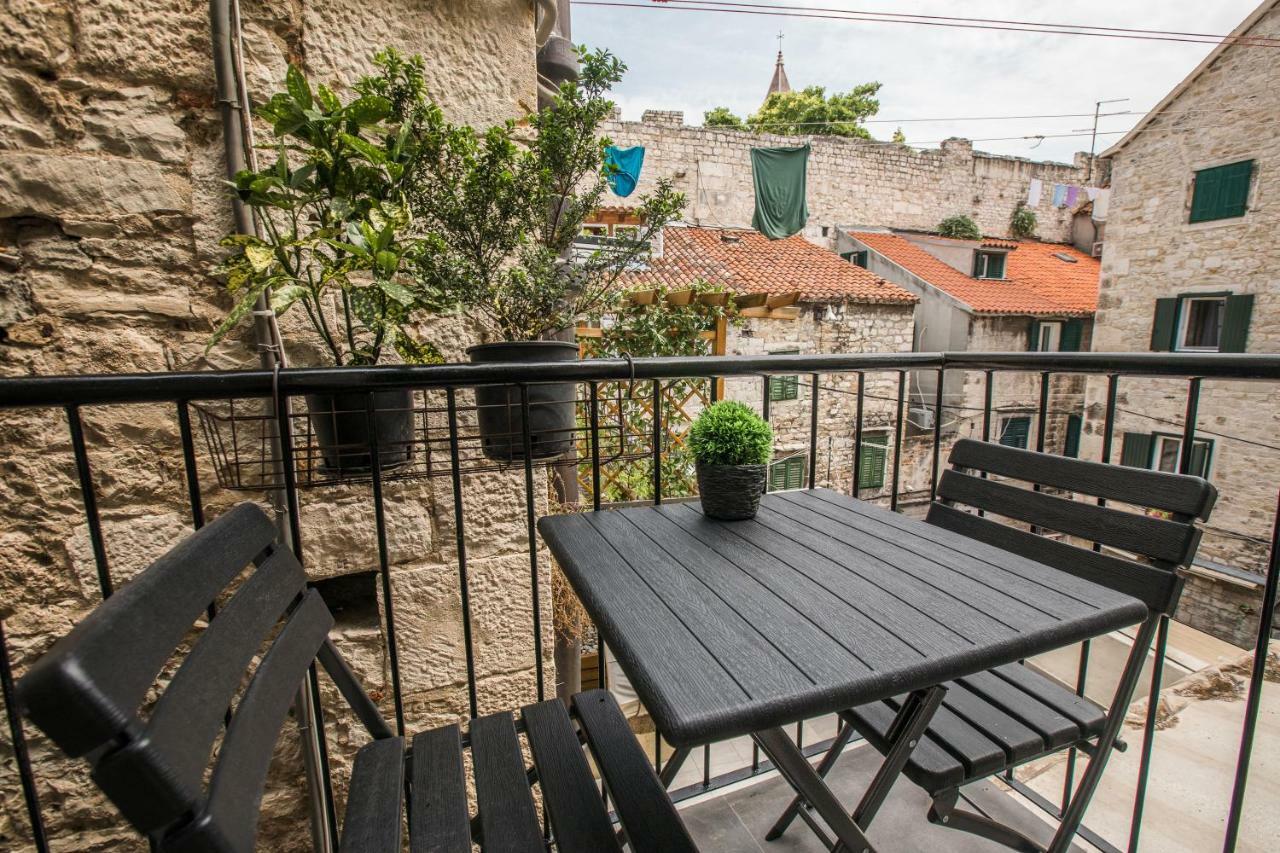 Apartment Dioclessima Split Buitenkant foto